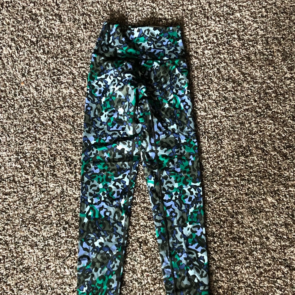 Aerie multicolor cami legging size xs